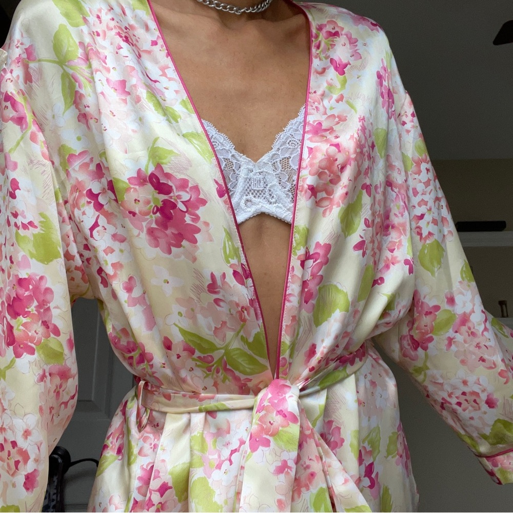 Oscar de la Renta Pink Label Floral Hydrangea  Sleepwear Robe